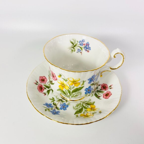 Vintage Paragon "English Flowers"  Tea Cup & Saucer  Bone China England - Picture 2 of 6